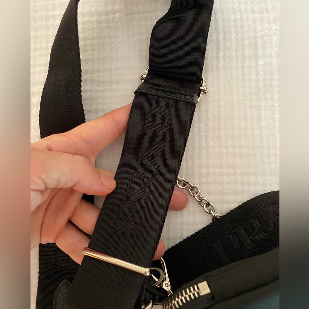 Prada Nylon Re-edition 2005 Shoulder Bag black - Picture 5 of 16